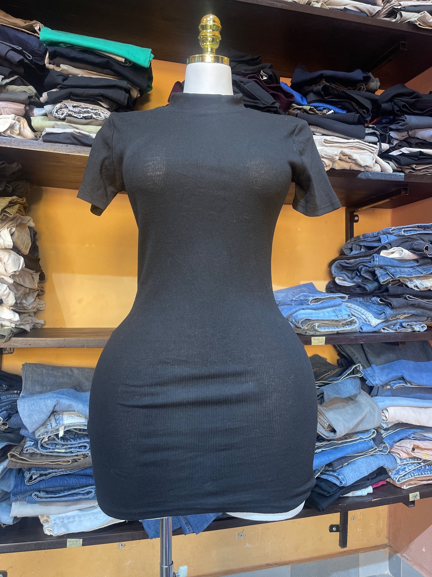 Robe Noir · Taille M