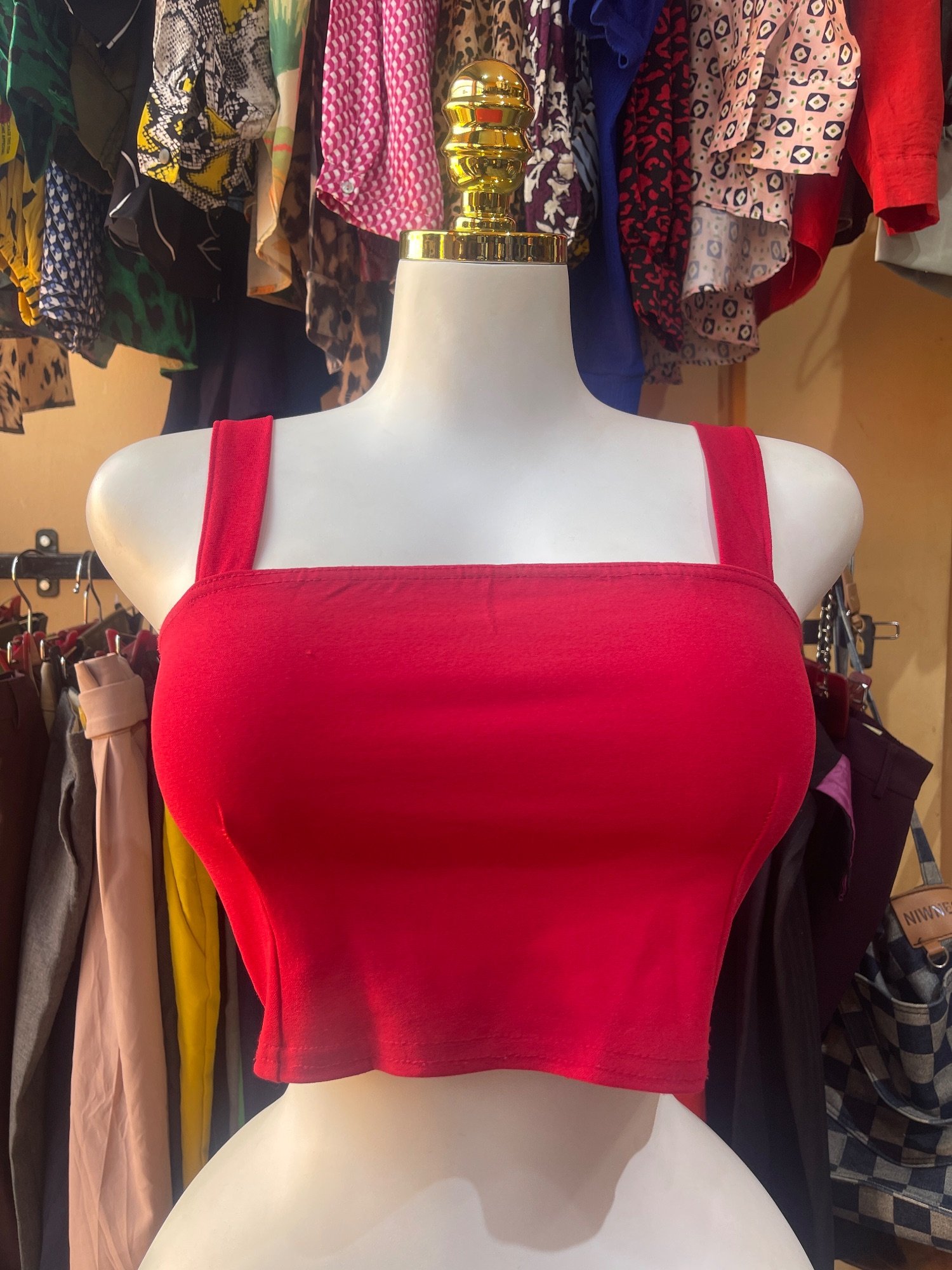 Top rouge — vue principale