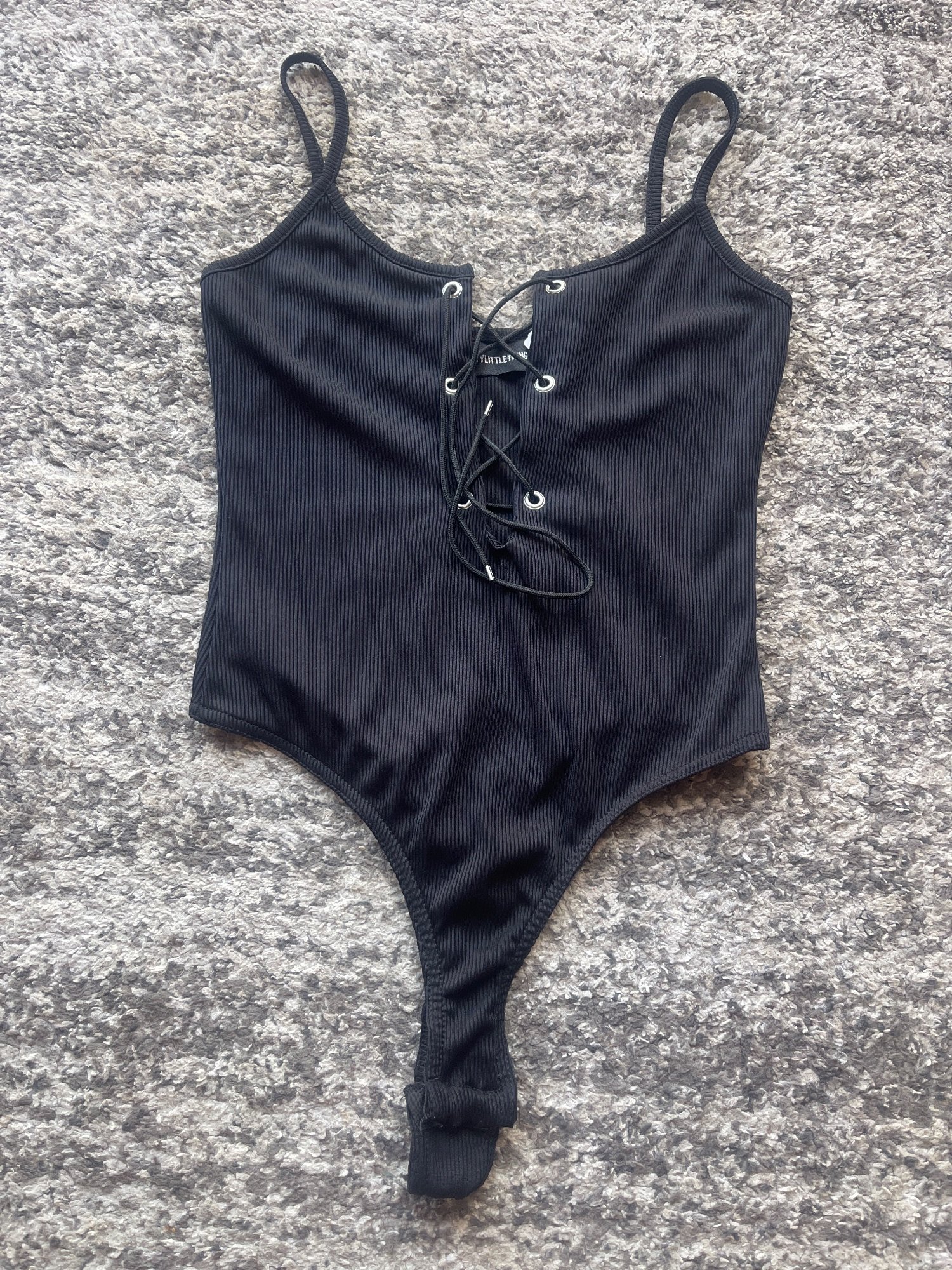 Maillot Pretty Little Thing à nouer · Taille 32