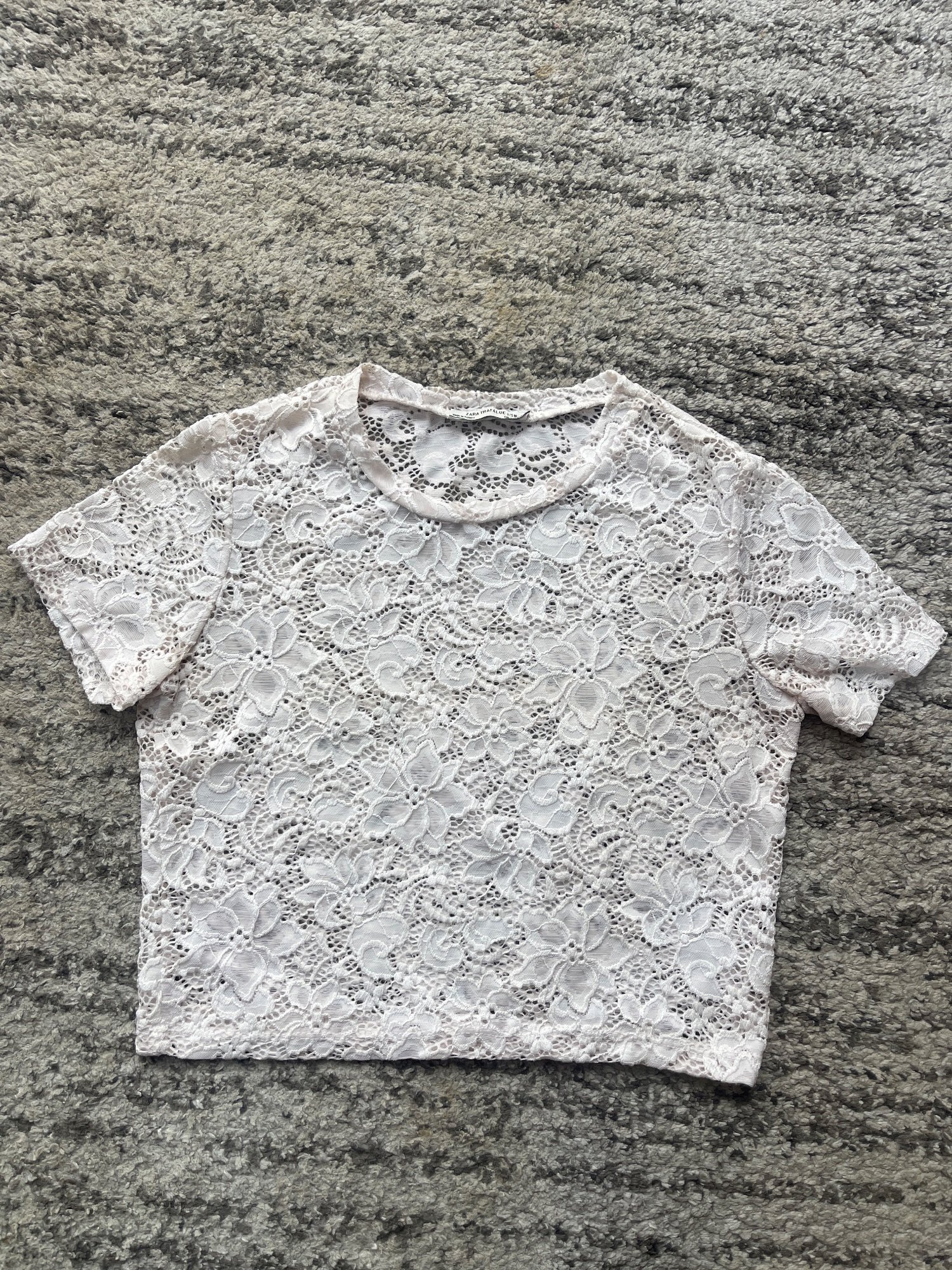 T-shirt Zara Trafaluc dentelle · Taille S