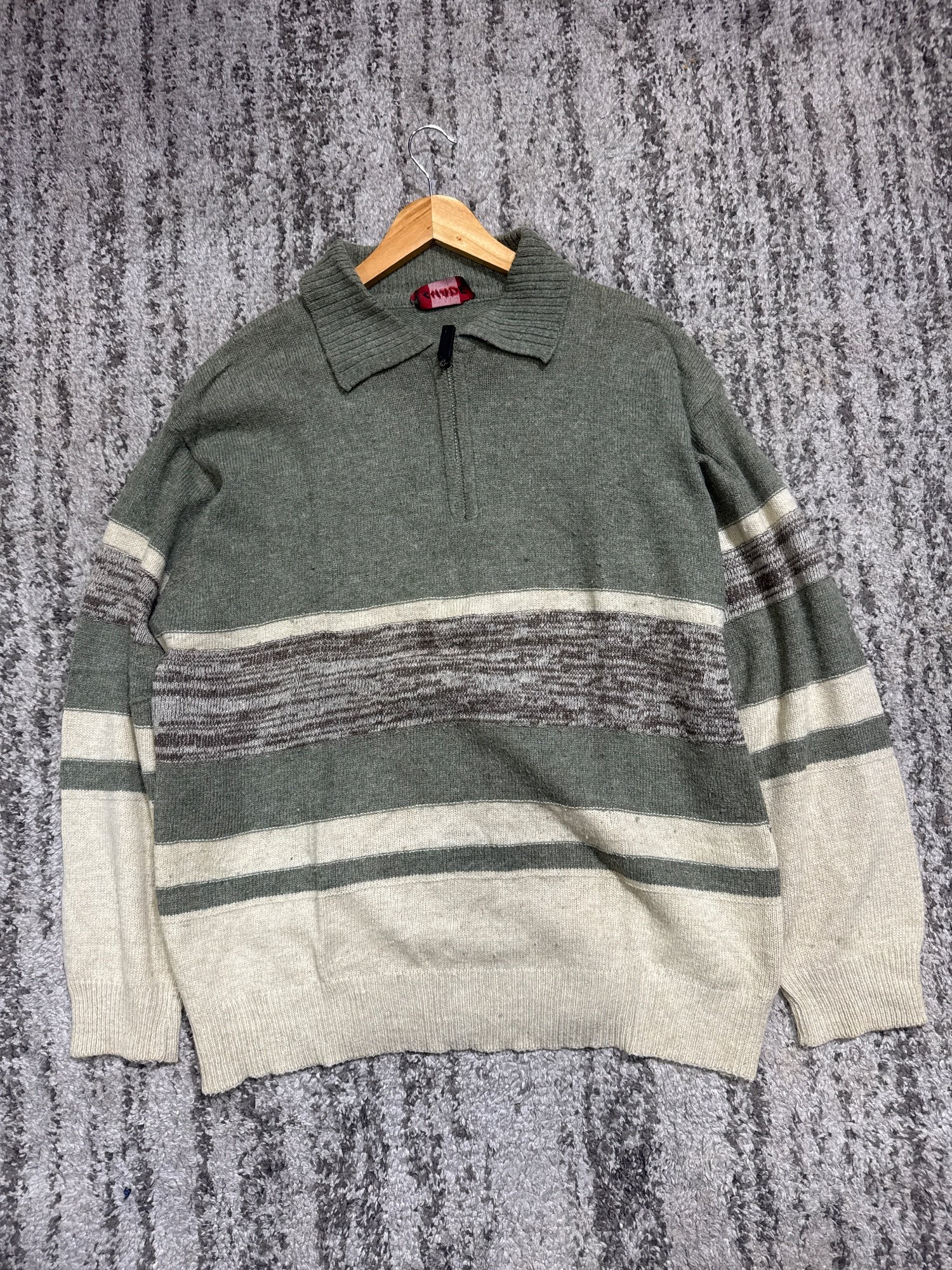 Pull rayé vert sauge · Taille L