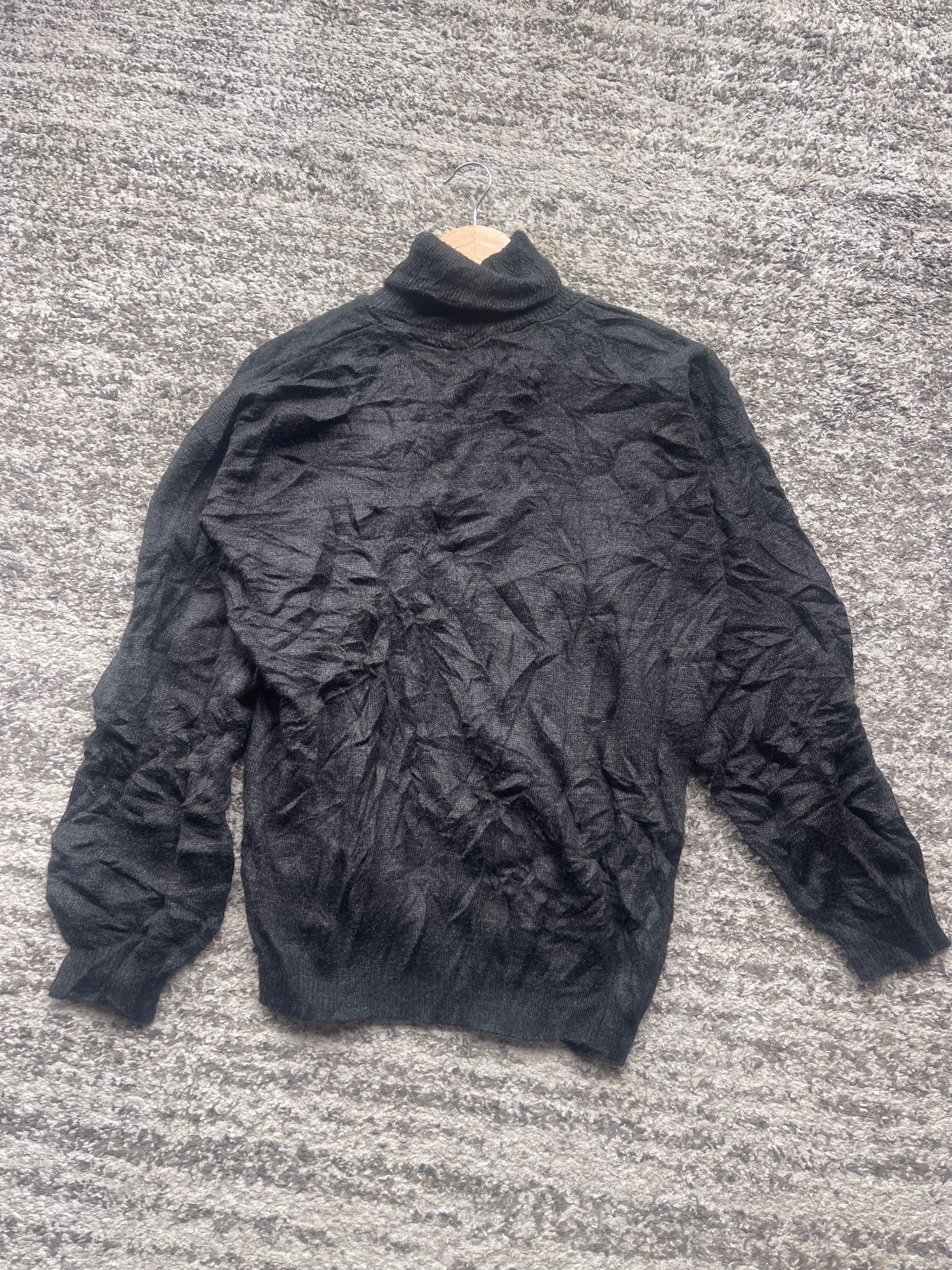 Pull col roulé gris · Taille L